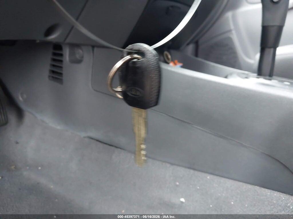 KNADE223396519282 2009 KIA RIO photo no. 11