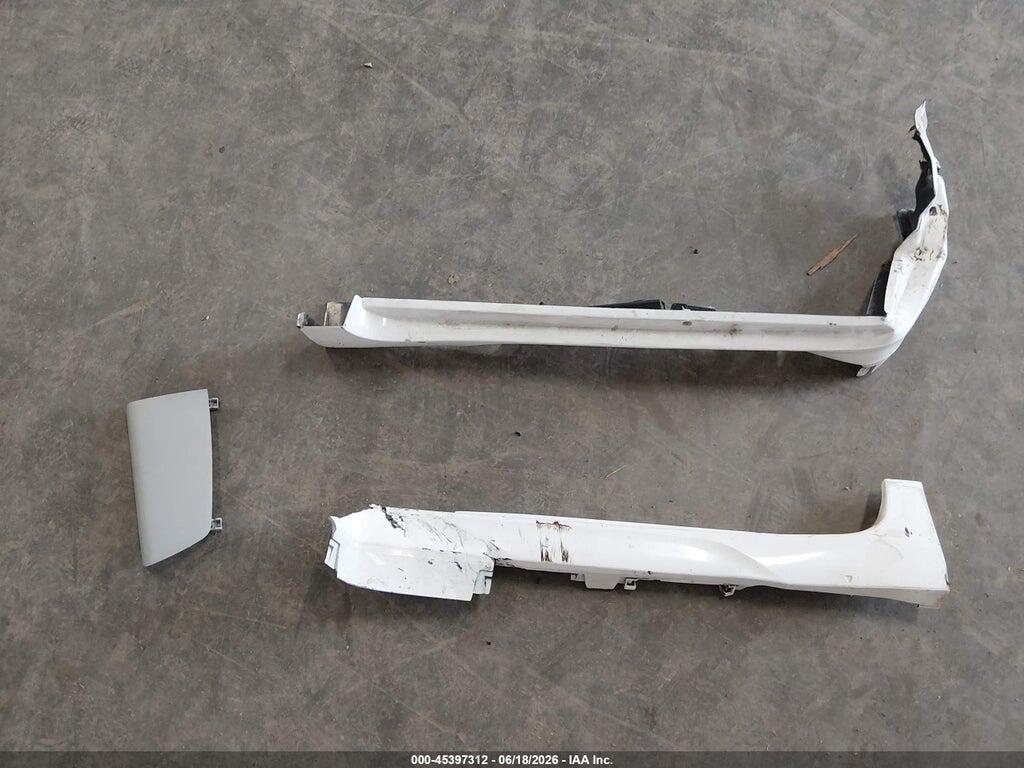5TDKK3DC5BS057299 2011 TOYOTA SIENNA photo no. 12