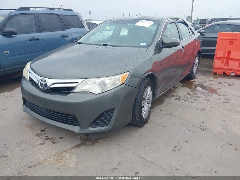 4T1BF1FK8EU814575 2014 TOYOTA CAMRY photo no. 2