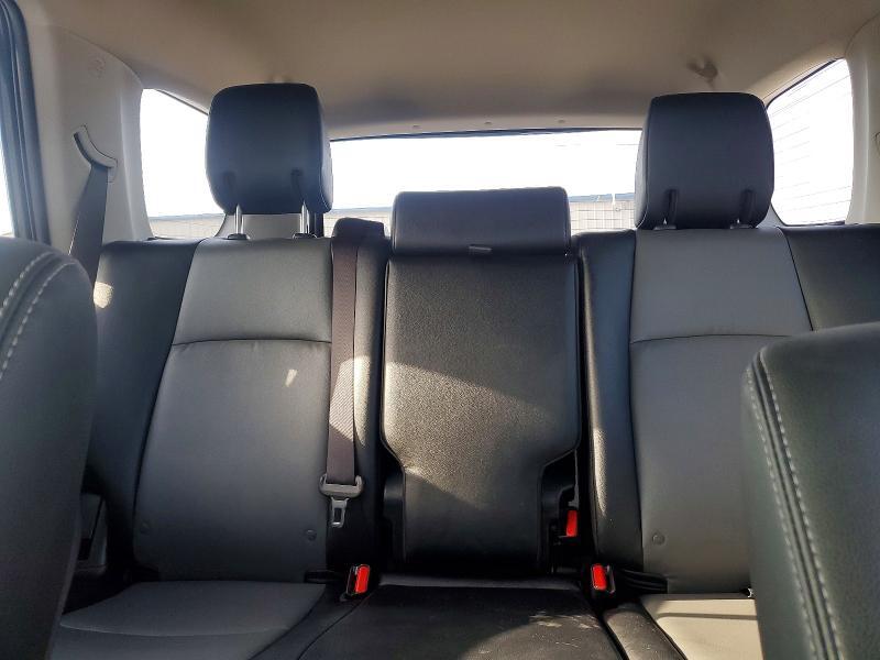 2024 TOYOTA 4RUNNER SR5 PREMIUM — Фото 10 из 13
