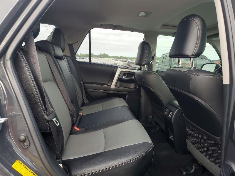 2024 TOYOTA 4RUNNER SR5 PREMIUM — Фото 11 из 13