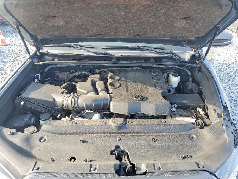 2024 TOYOTA 4RUNNER SR5 PREMIUM — Фото 12 из 13