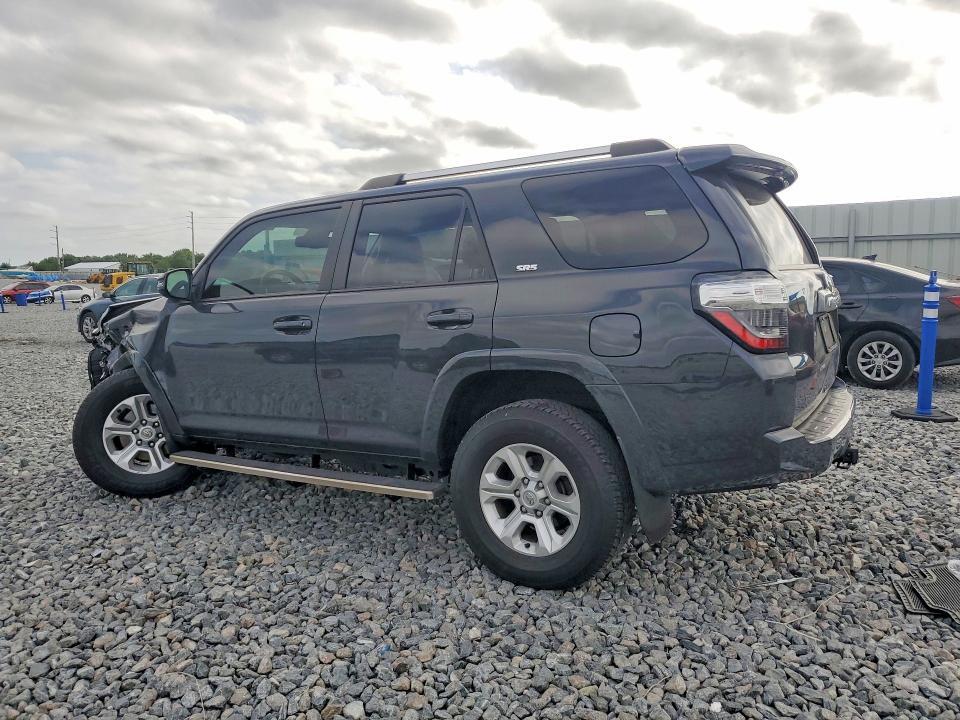 2024 TOYOTA 4RUNNER SR5 PREMIUM — Фото 2 из 13
