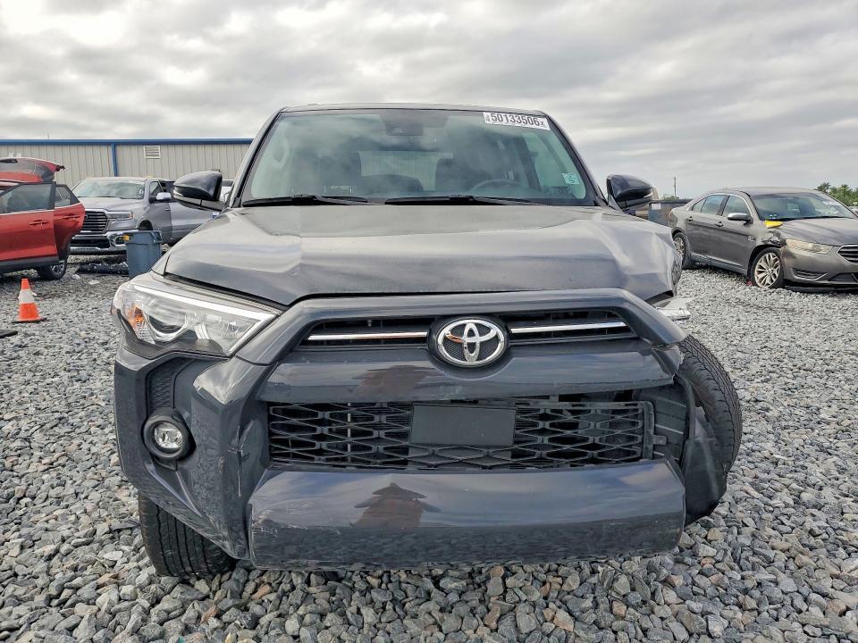 2024 TOYOTA 4RUNNER SR5 PREMIUM — Фото 5 из 13