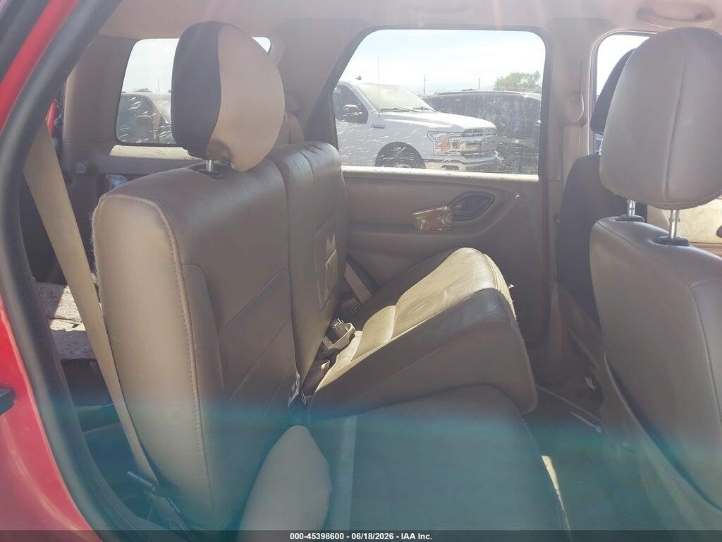 1FMCU04182KB16229 2002 FORD ESCAPE photo no. 8