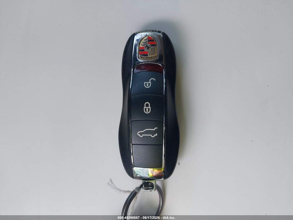 WP1AA2A59JLB16643 2018 PORSCHE MACAN photo no. 11