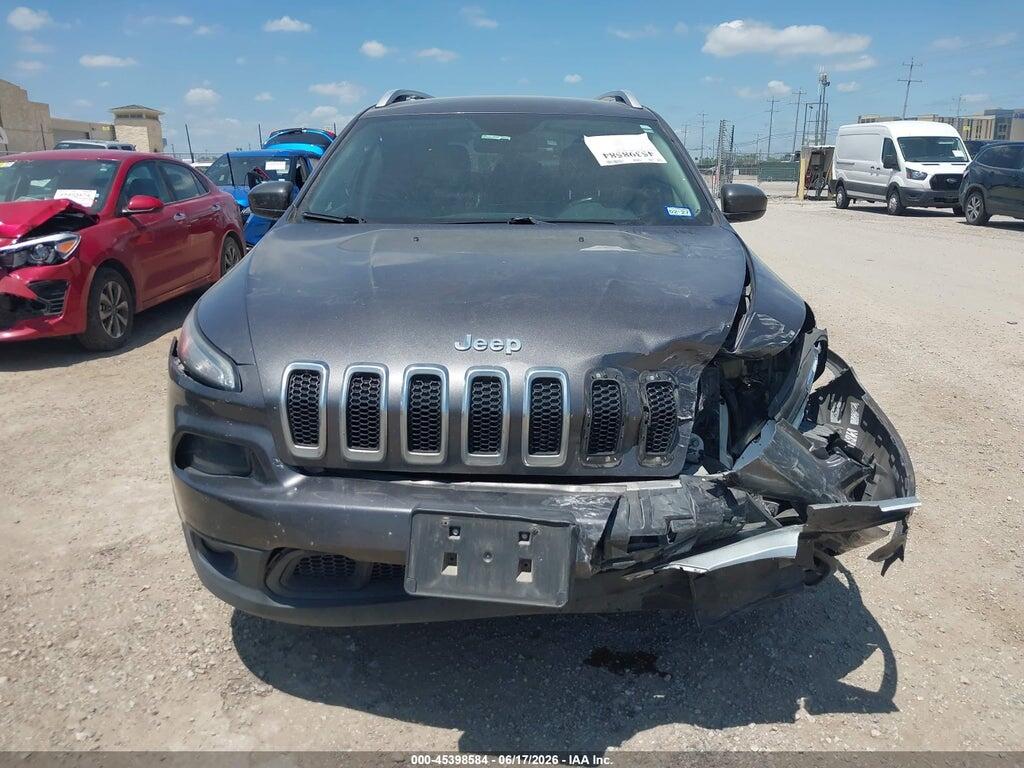 1C4PJLLB8JD621796 2018 JEEP CHEROKEE photo no. 12