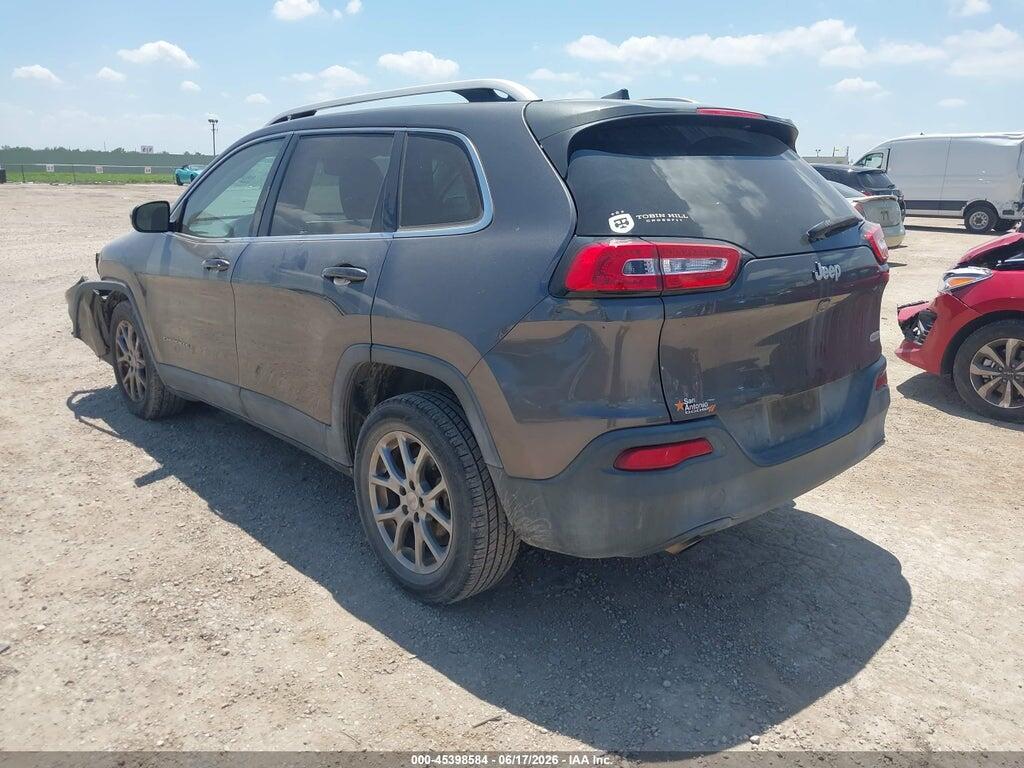 1C4PJLLB8JD621796 2018 JEEP CHEROKEE photo no. 3