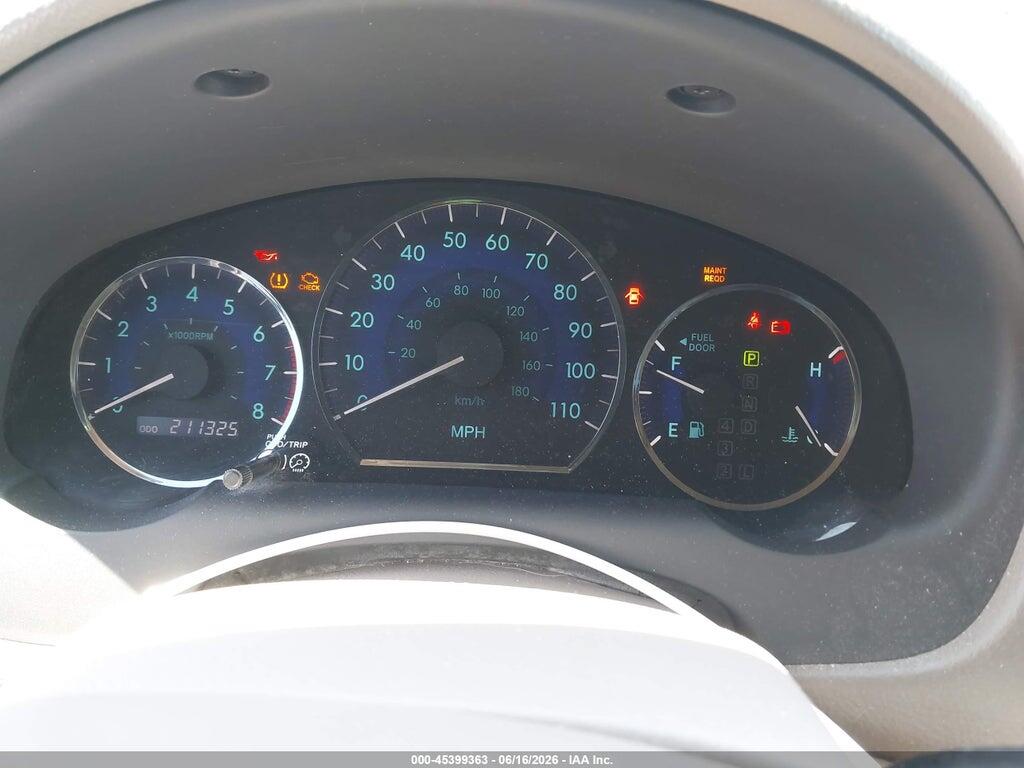 5TDYK4CC7AS339590 2010 TOYOTA SIENNA photo no. 7