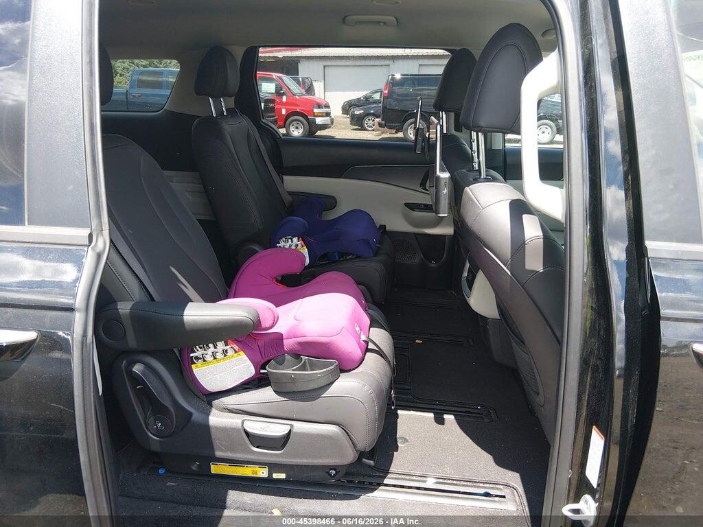 KNDNB4H33R6322969 2024 KIA CARNIVAL MPV photo no. 8