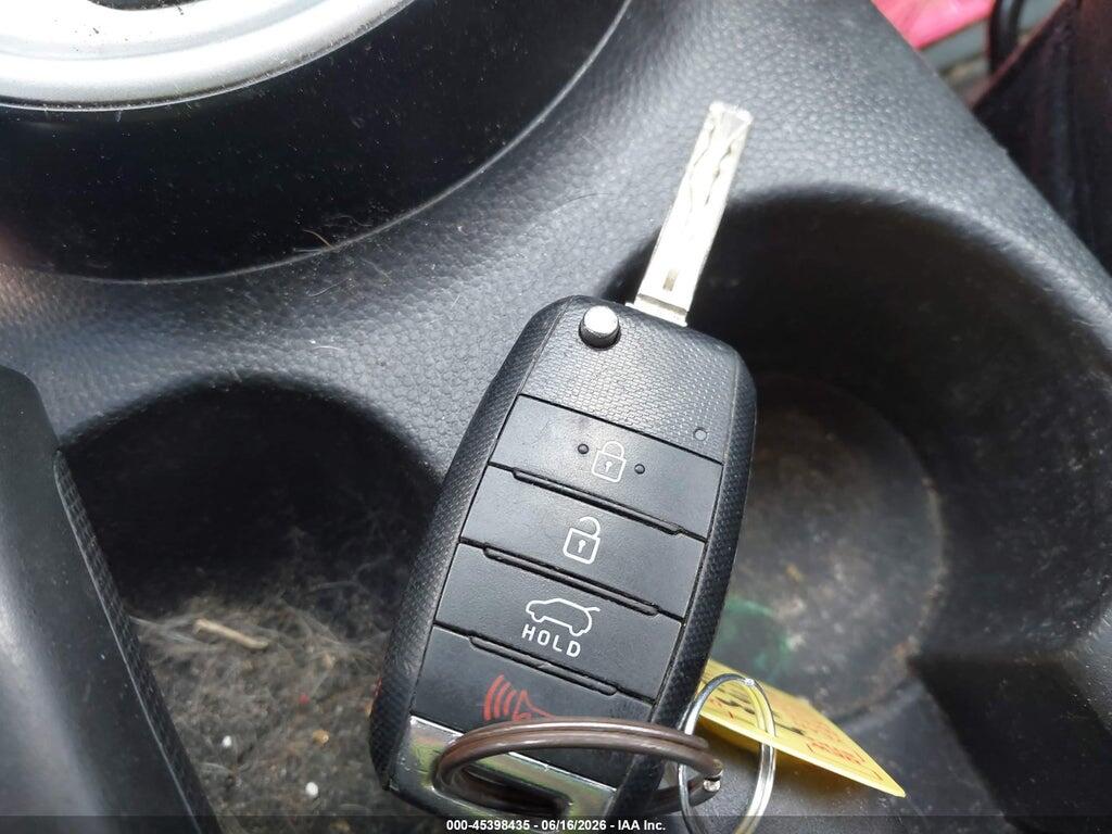 KNDJP3A56J7594579 2018 KIA SOUL photo no. 11