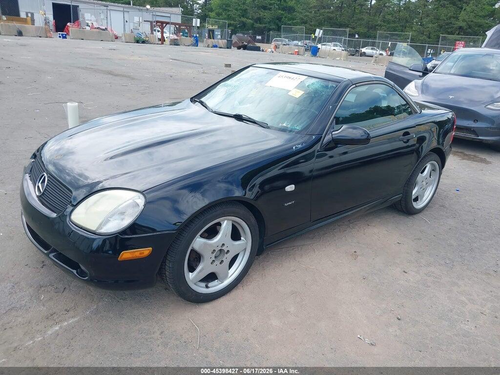 WDBKK47F7YF155656 2000 MERCEDES-BENZ SLK 230 photo no. 2