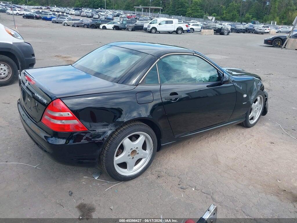 WDBKK47F7YF155656 2000 MERCEDES-BENZ SLK 230 photo no. 4