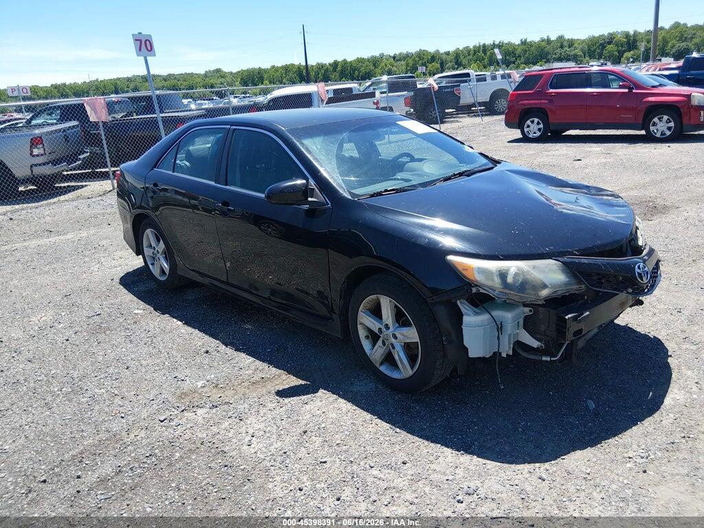 4T1BF1FKXEU812570 2014 TOYOTA CAMRY photo no. 1