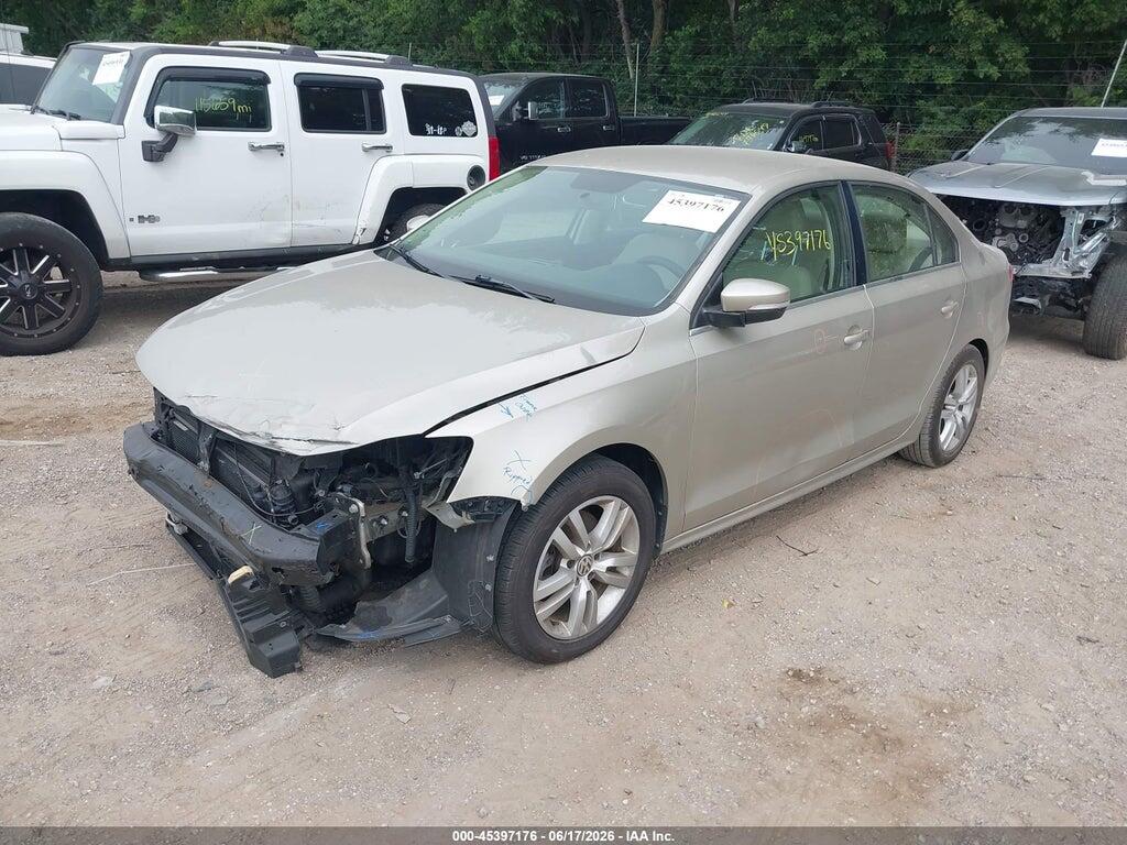 3VWLL7AJ9EM264355 2014 VOLKSWAGEN JETTA photo no. 2