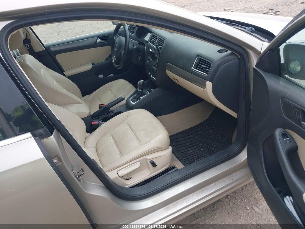 3VWLL7AJ9EM264355 2014 VOLKSWAGEN JETTA photo no. 5