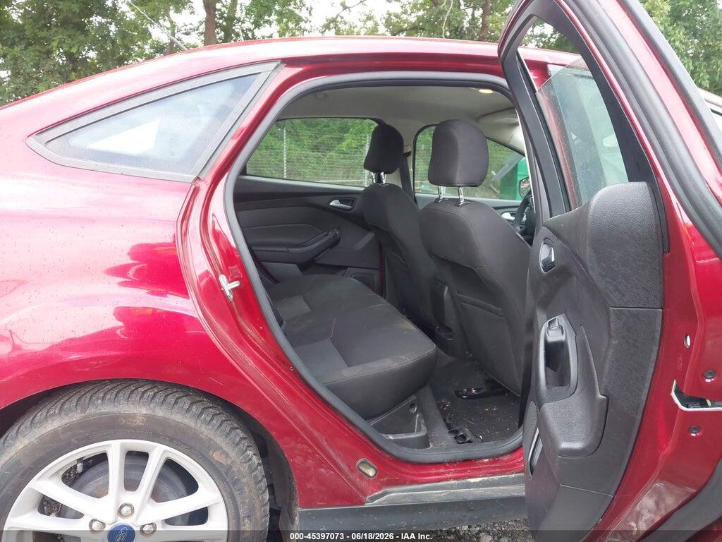 1FADP3F20HL311905 2017 FORD FOCUS photo no. 8