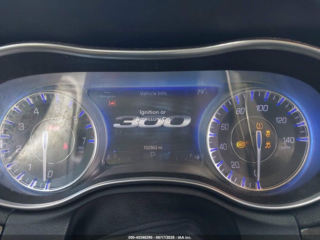 2C3CCAKG7JH168501 2018 CHRYSLER 300 photo no. 7