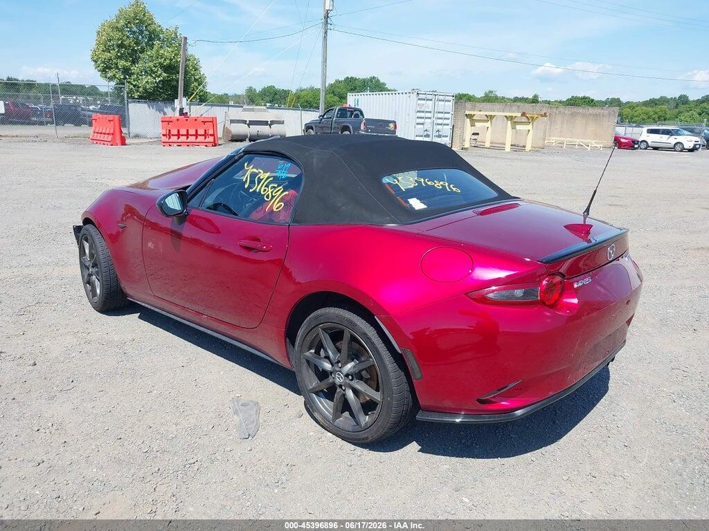 JM1NDAC71K0306040 2019 MAZDA MX-5 MIATA photo no. 3