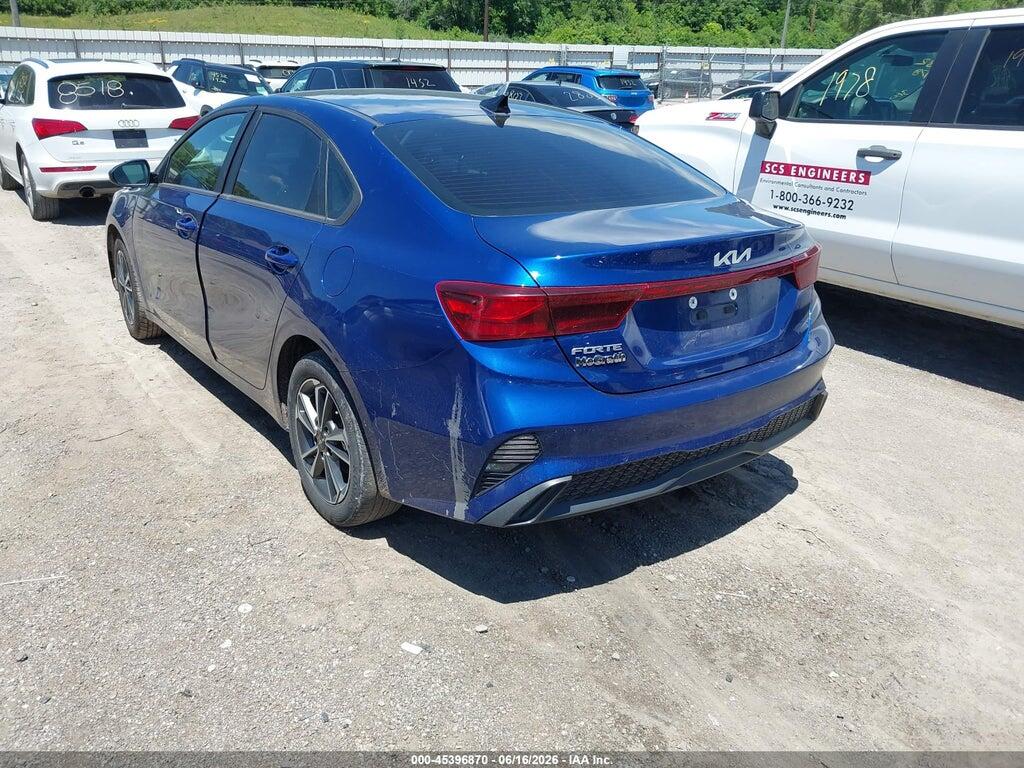 3KPF24AD2PE613395 2023 KIA FORTE photo no. 3