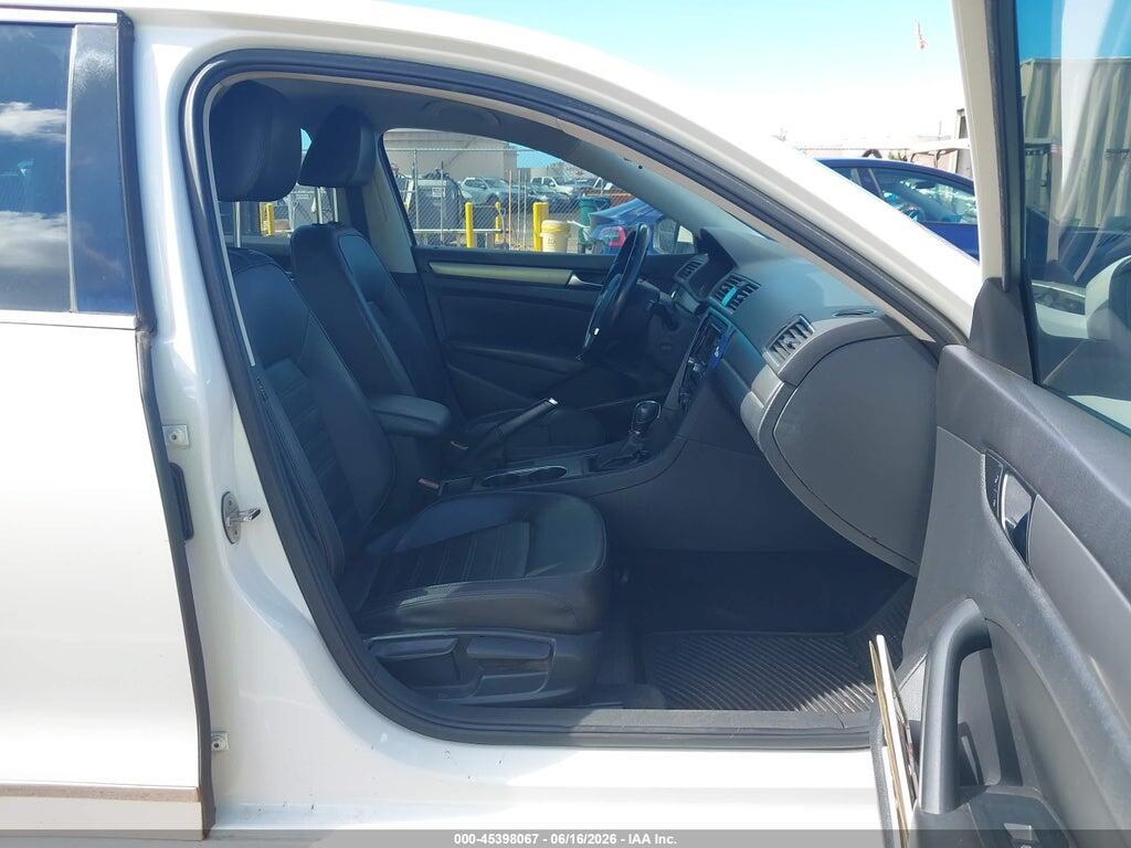 1VWBT7A38FC015643 2015 VOLKSWAGEN PASSAT photo no. 5