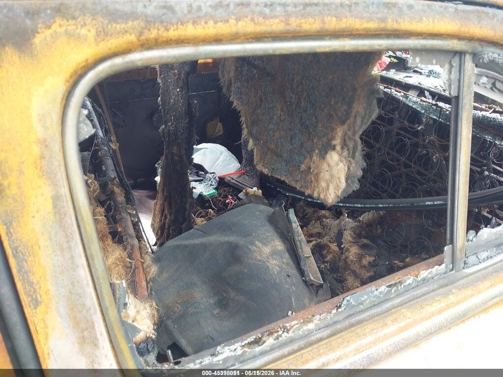 000000051ME81575M 1951 MERCURY MONTEREY photo no. 8