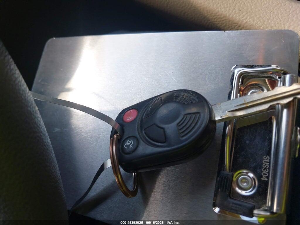 1FAHP2DW2AG147105 2010 FORD TAURUS photo no. 11