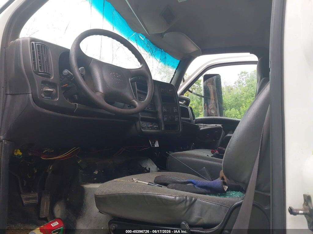1GBJ7C1C44F505945 2004 CHEVROLET CC7500 photo no. 7