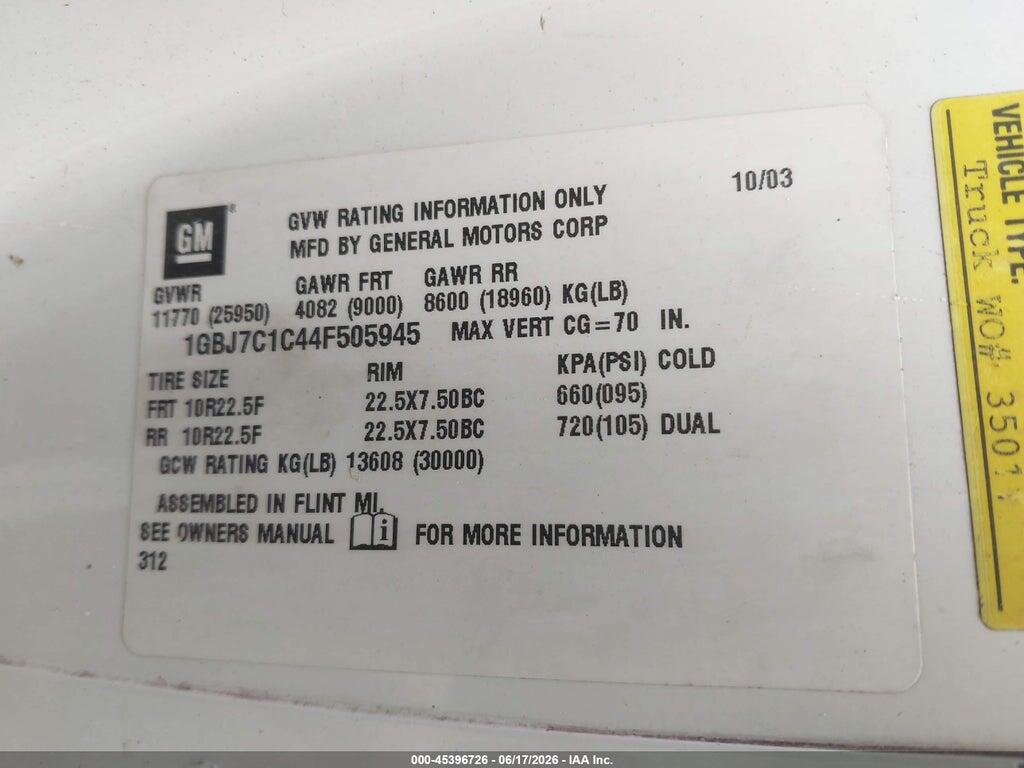 1GBJ7C1C44F505945 2004 CHEVROLET CC7500 photo no. 9
