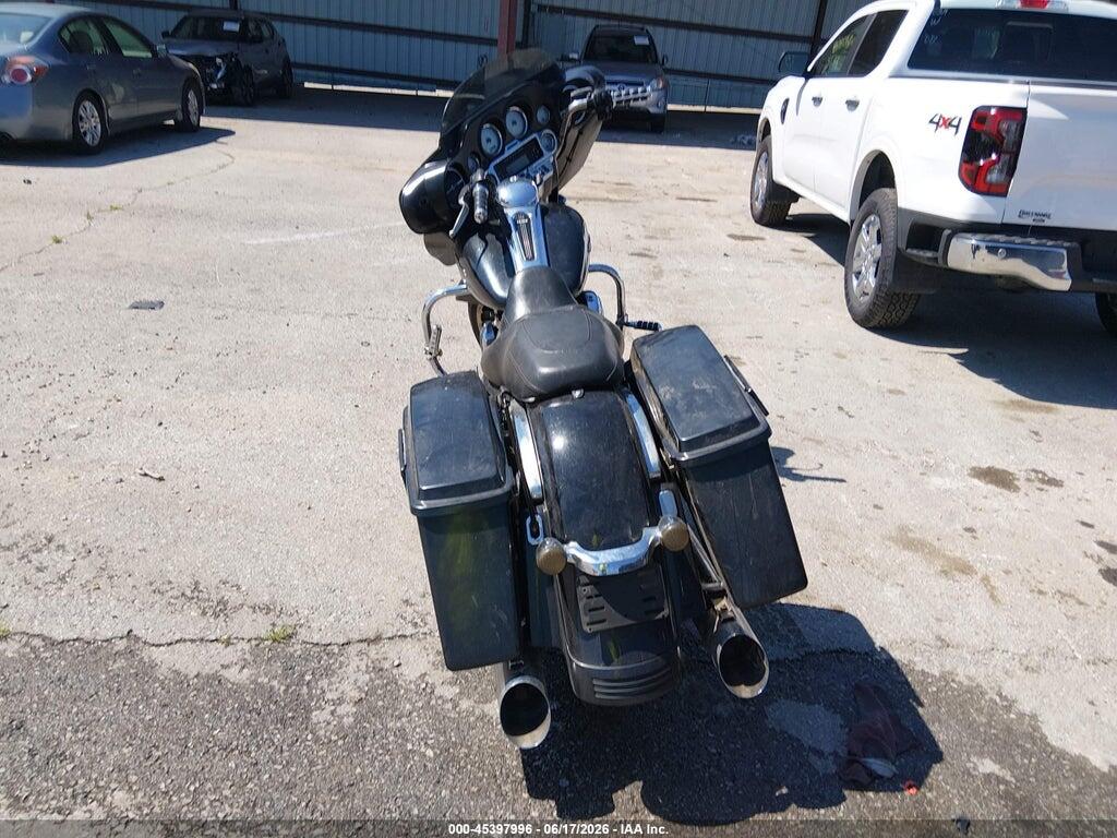 1HD1KBM19DB616365 2013 HARLEY-DAVIDSON FLHX photo no. 6