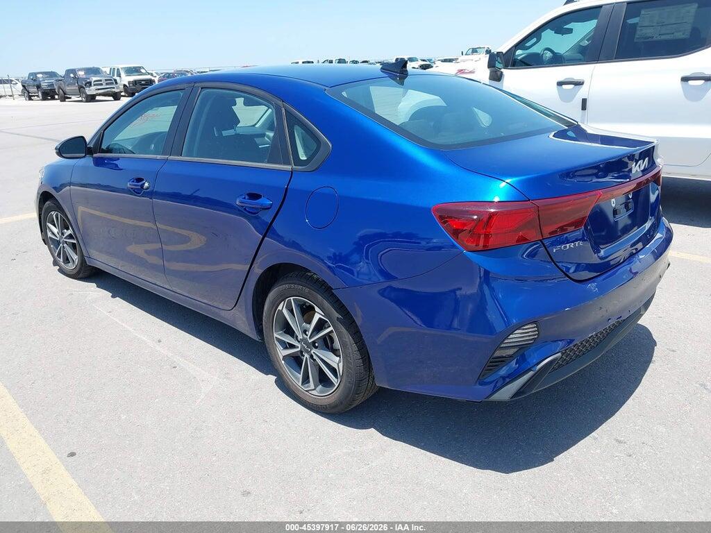 3KPF24AD2RE809582 2024 KIA FORTE photo no. 3