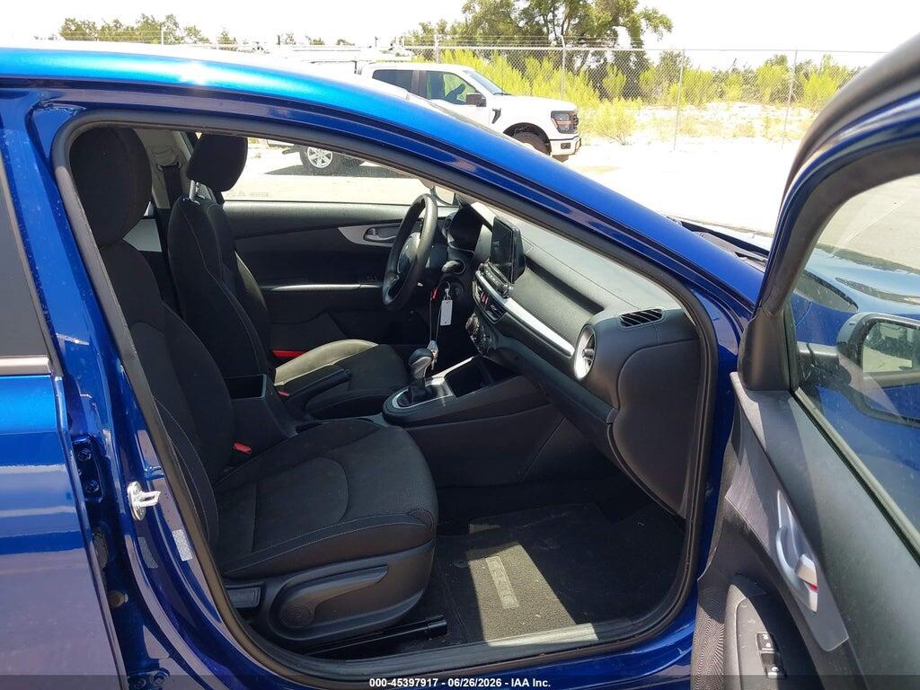 3KPF24AD2RE809582 2024 KIA FORTE photo no. 5
