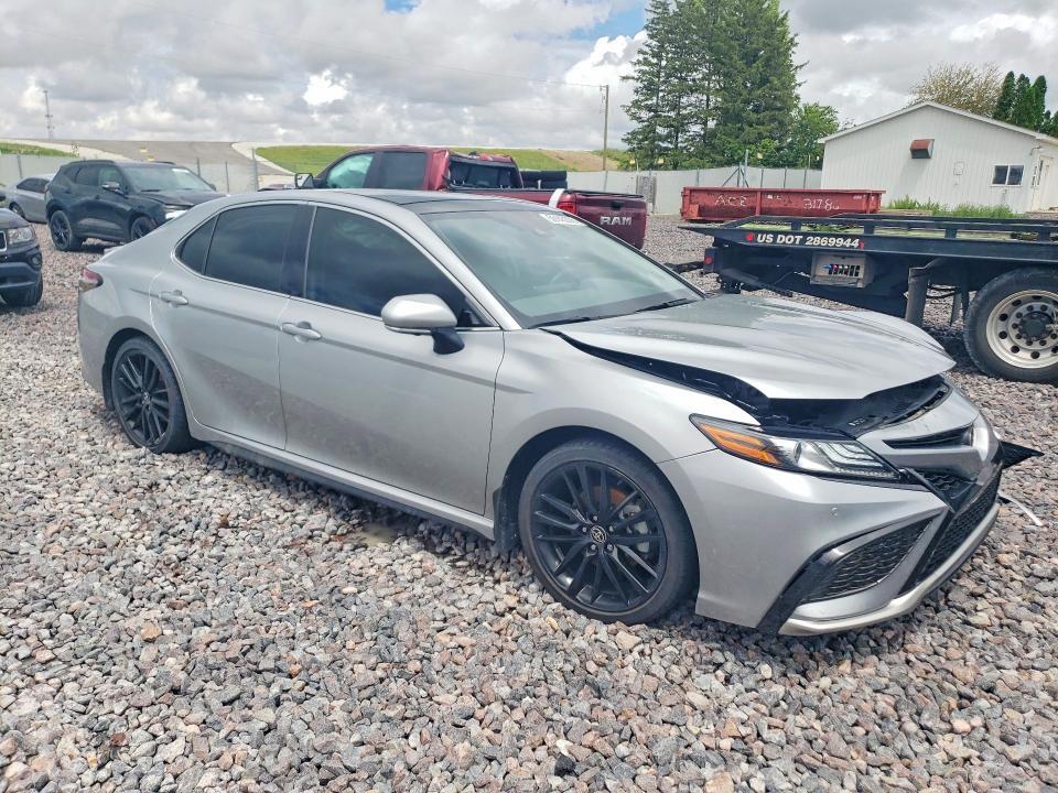 2024 TOYOTA CAMRY XSE — Фото 4 из 12