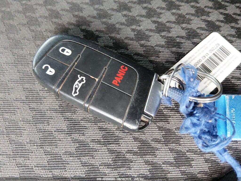 2C3CDZBTXJH310204 2018 DODGE CHALLENGER photo no. 11