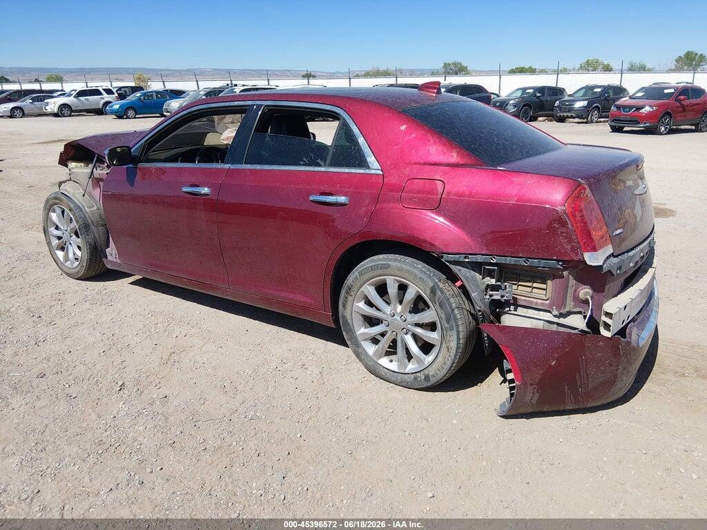 2C3CCAKG9JH268390 2018 CHRYSLER 300 photo no. 3