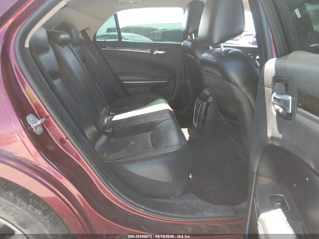 2C3CCAKG9JH268390 2018 CHRYSLER 300 photo no. 8