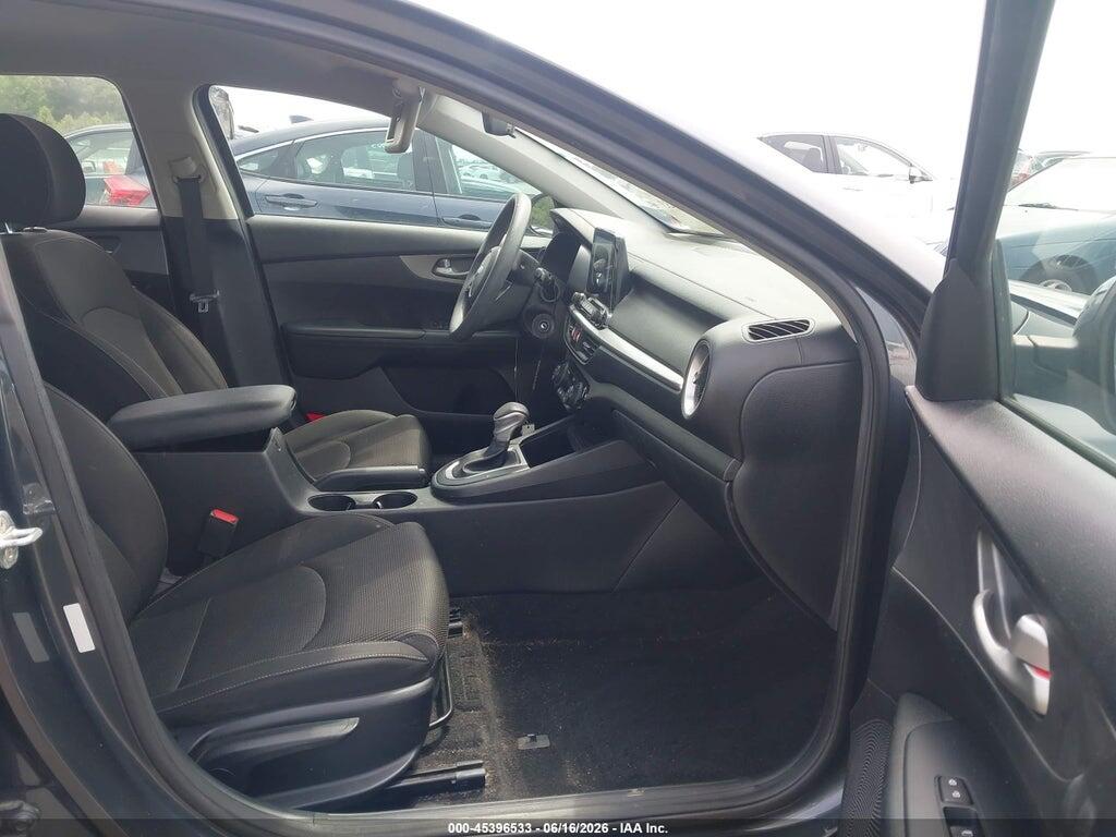 3KPF24AD1KE078231 2019 KIA FORTE photo no. 5
