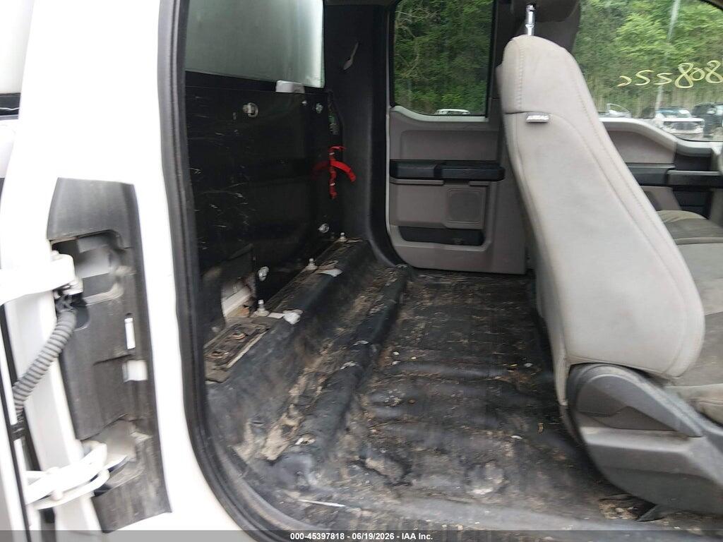1FTEX1C83HKD34094 2017 FORD F-150 photo no. 8