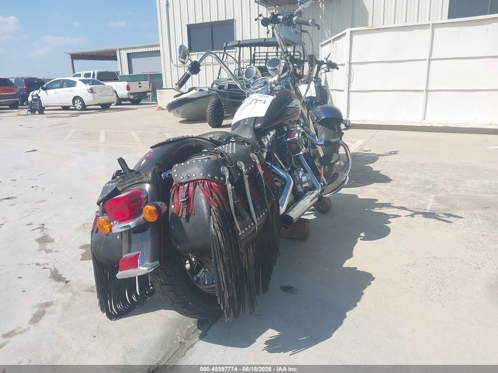 1HD1BW511BB030729 2011 HARLEY-DAVIDSON FLSTC photo no. 4