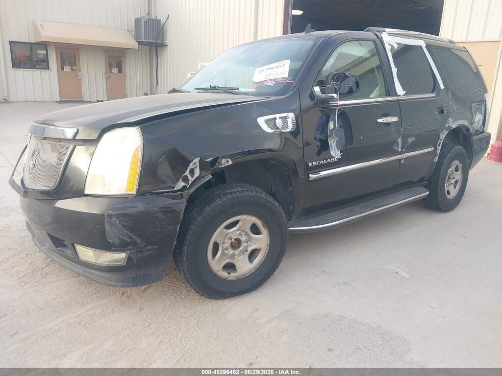 1GYUKBEF0AR122353 2010 CADILLAC ESCALADE photo no. 2