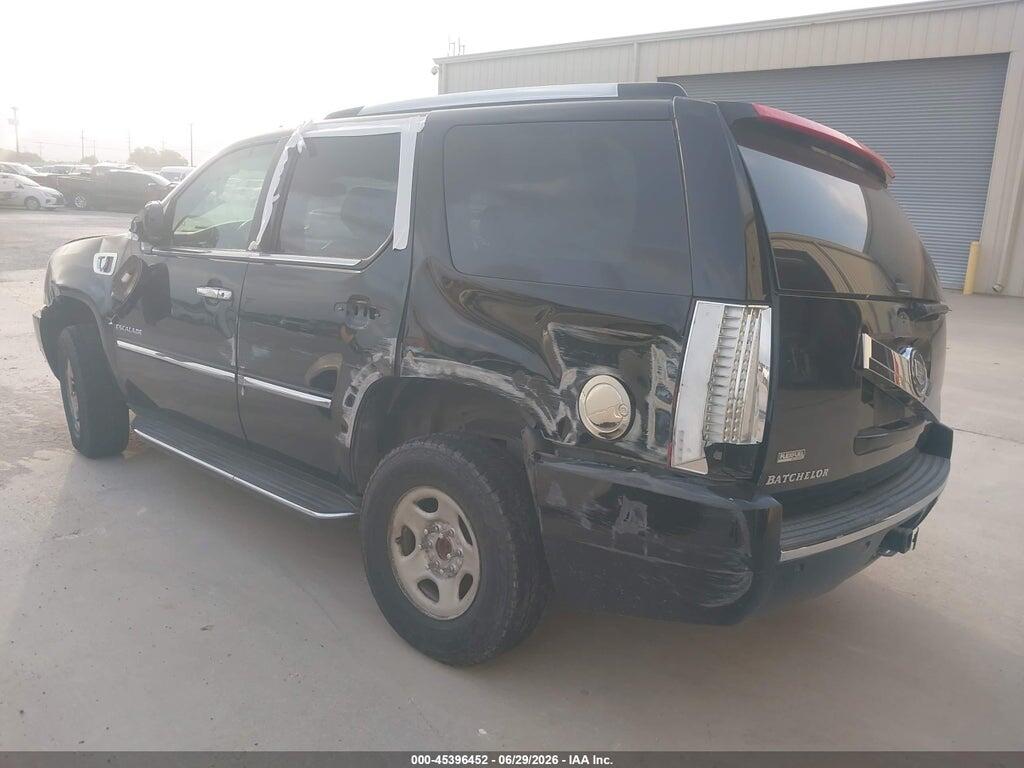 1GYUKBEF0AR122353 2010 CADILLAC ESCALADE photo no. 3
