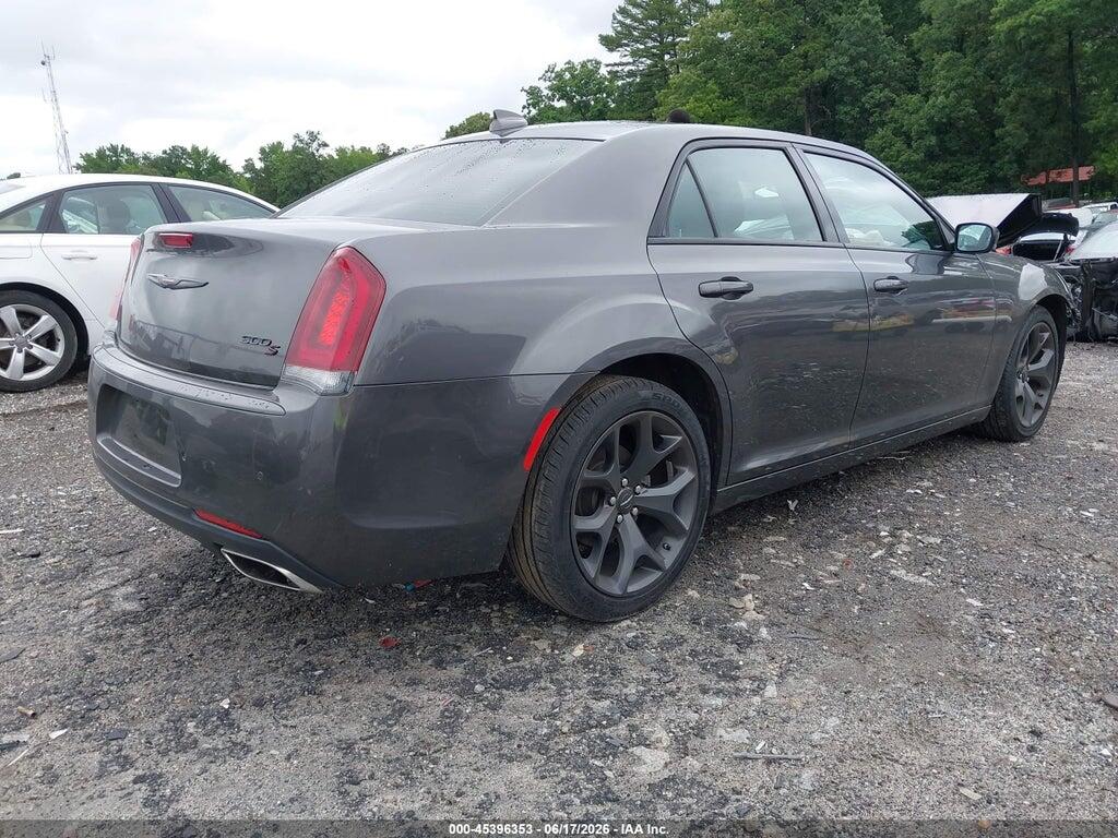 2C3CCABG8PH633439 2023 CHRYSLER 300 photo no. 4