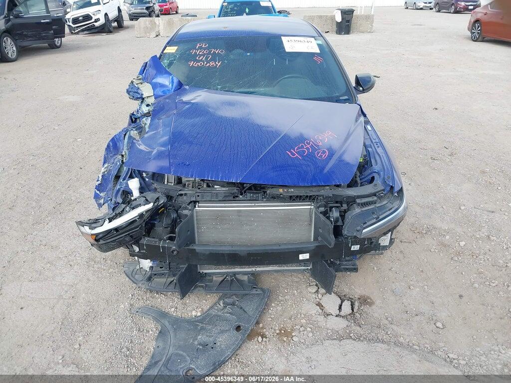 KMHLM4DG0SU960684 2025 HYUNDAI ELANTRA photo no. 12
