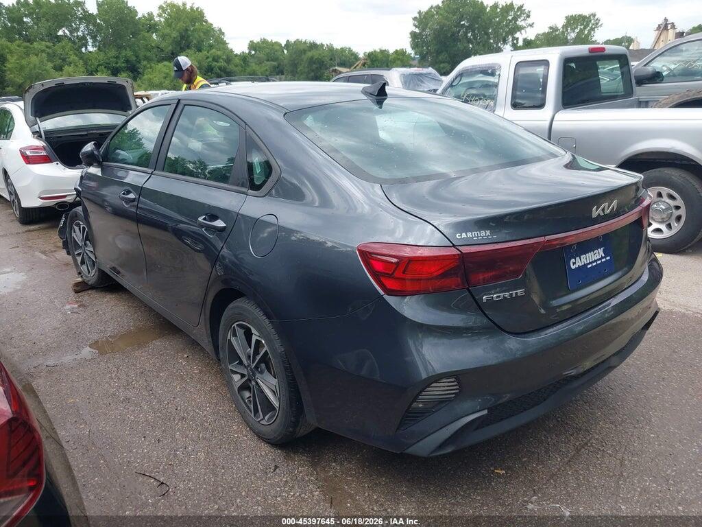 3KPF24AD9PE621526 2023 KIA FORTE photo no. 3