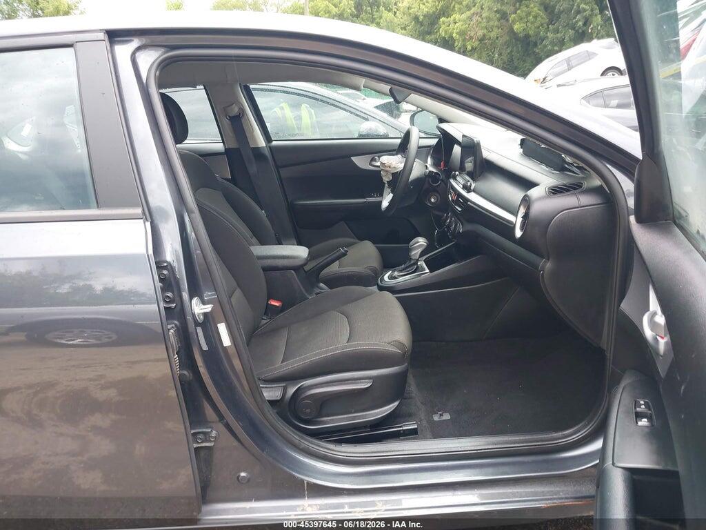 3KPF24AD9PE621526 2023 KIA FORTE photo no. 5
