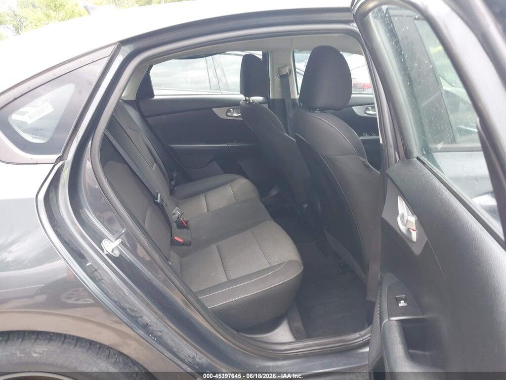 3KPF24AD9PE621526 2023 KIA FORTE photo no. 8