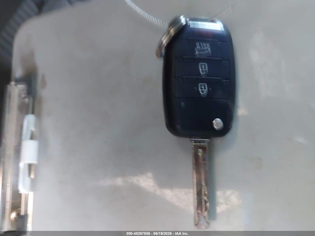 KNDJX3A50E7709926 2014 KIA SOUL photo no. 11