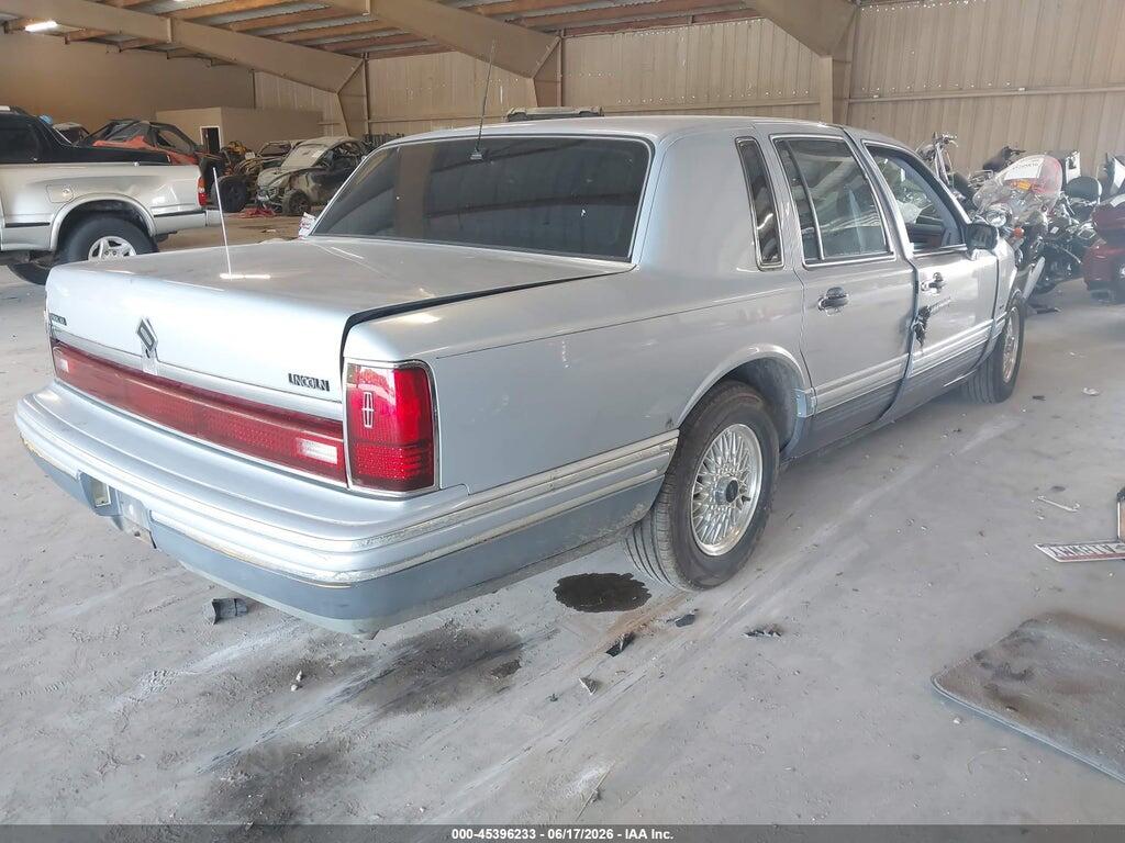 1LNLM82W7RY766464 1994 LINCOLN TOWN CAR photo no. 4