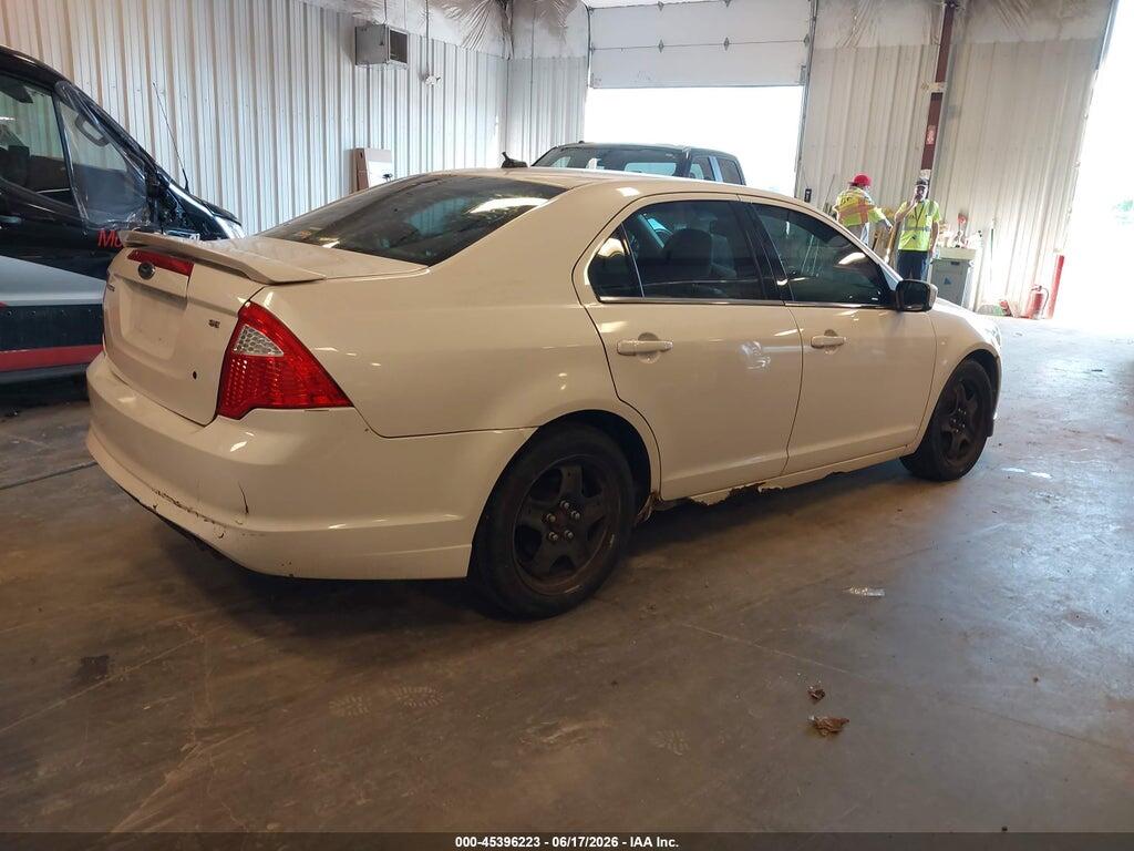 3FAHP0HA2AR257115 2010 FORD FUSION photo no. 4