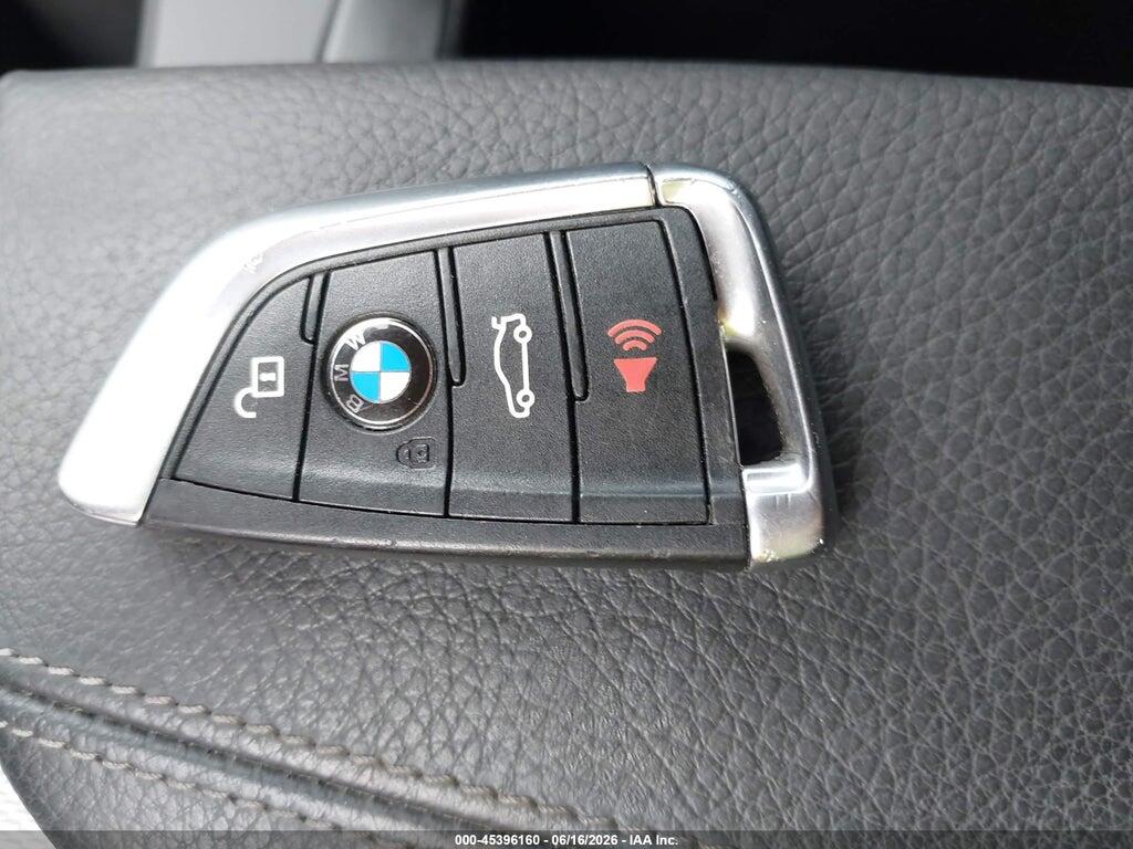 5UXKR0C33H0V80696 2017 BMW X5 photo no. 11